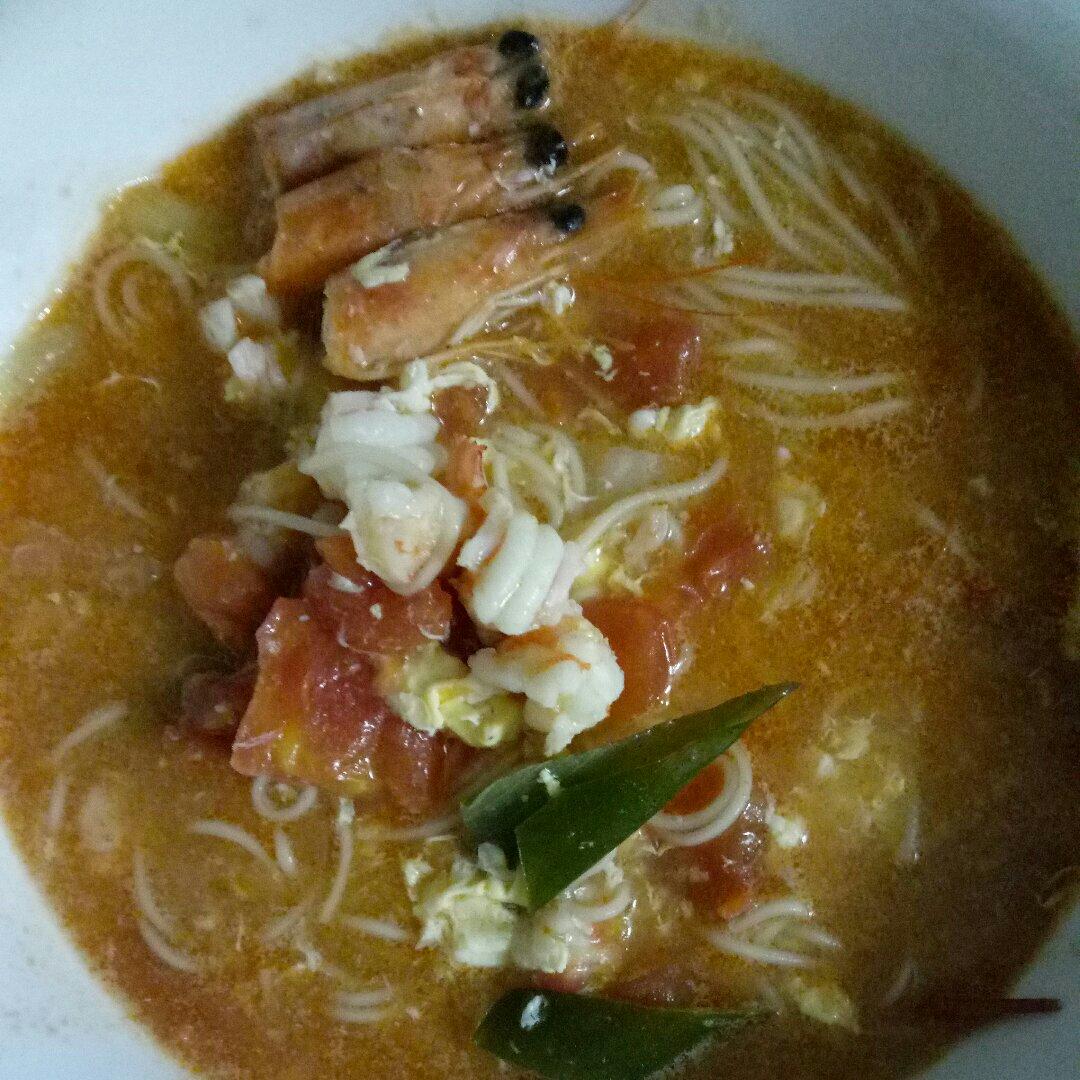 鲜虾番茄鸡蛋面