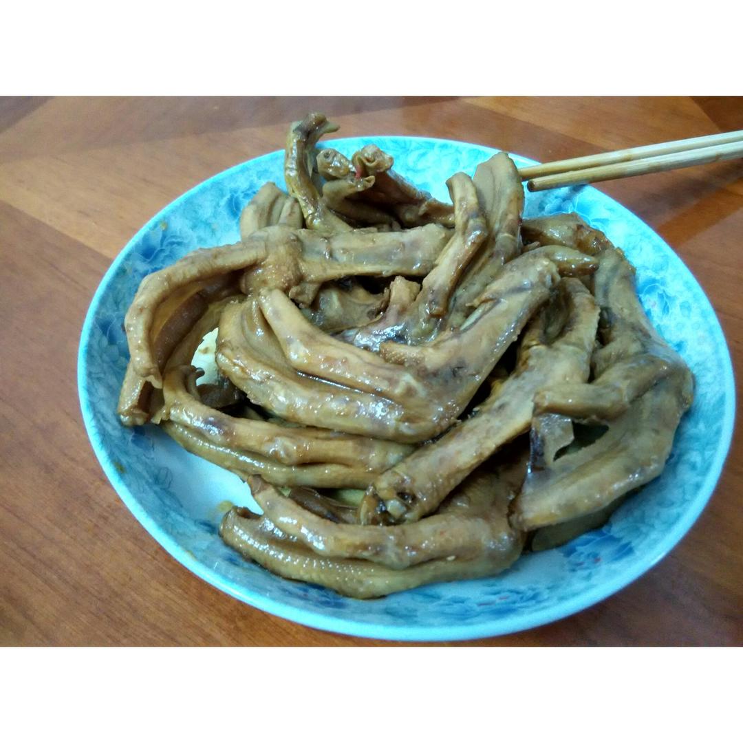 香卤鸭掌（好吃得不得了）