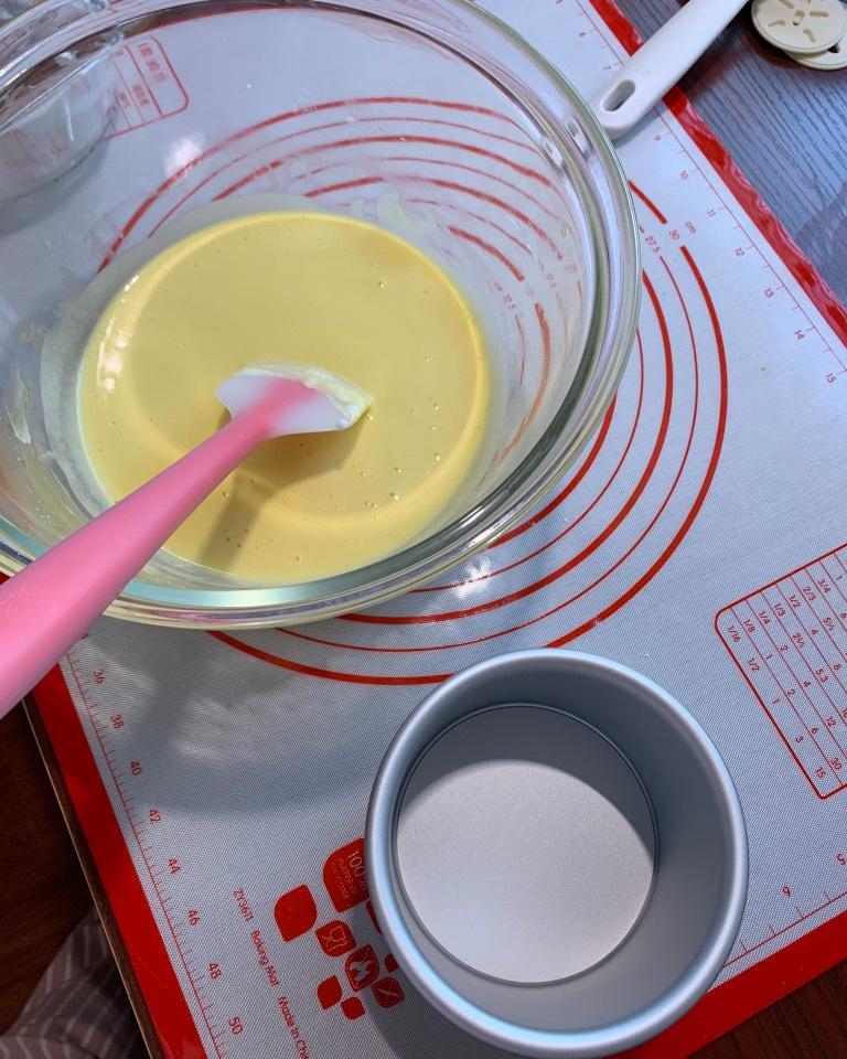 四寸抹面戚风蛋糕胚