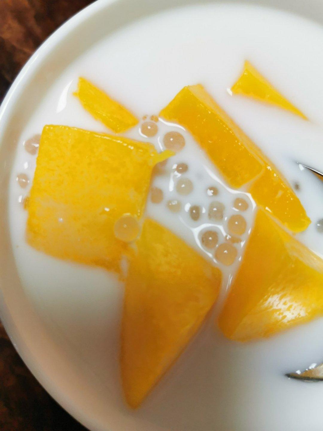 芒果椰汁西米露 | 夏日清凉解暑 无需烤箱