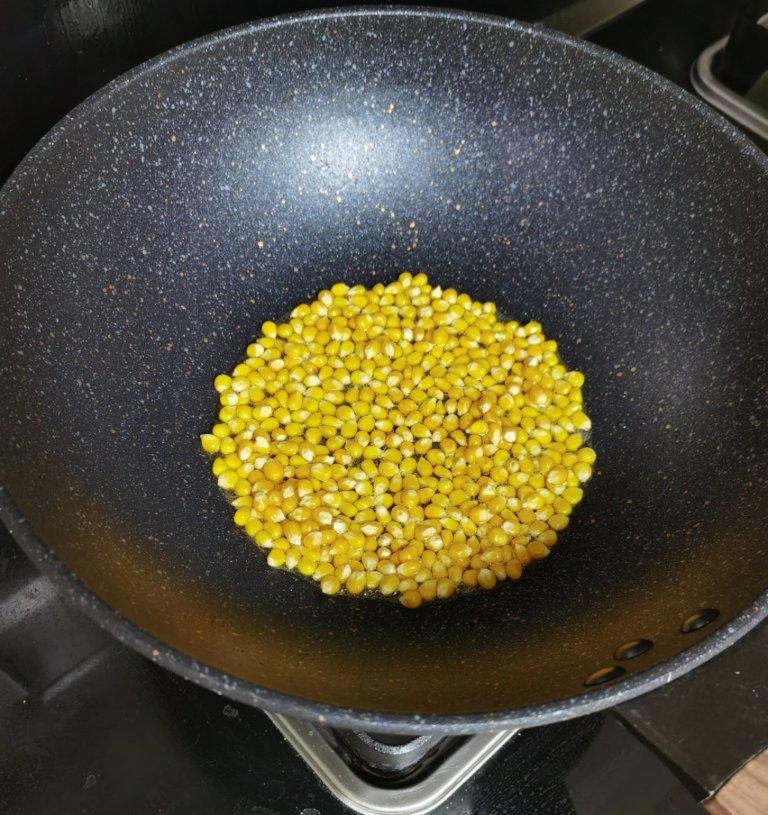 爆米花来了！！！超级简单易上手的焦糖/巧克力爆米花