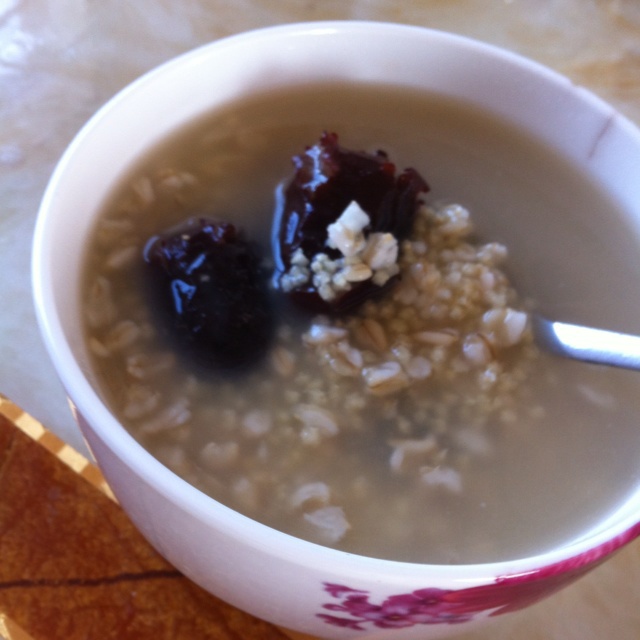 小米红枣粥