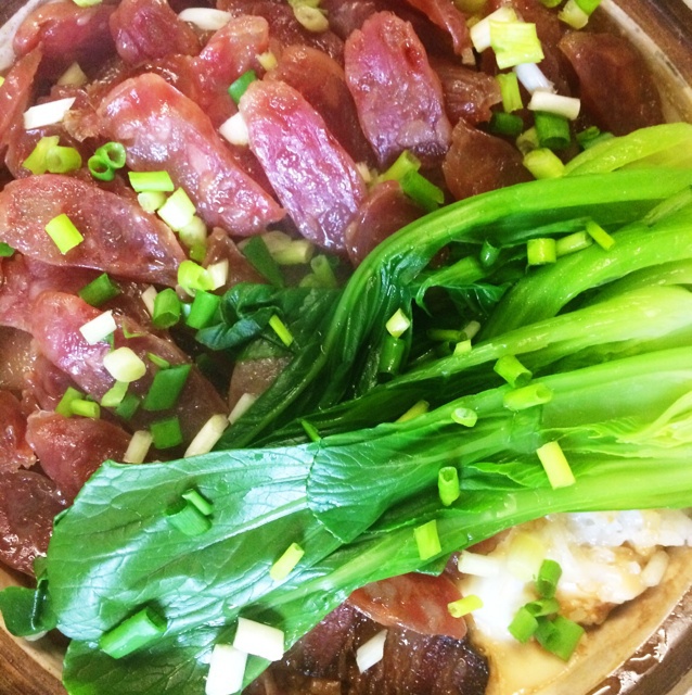 腊味煲仔饭
