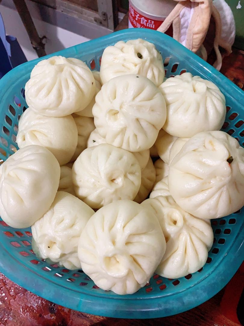 节省一半时间的大包子（另付翠绿菜包子，肉包子，腹黑包子食谱）