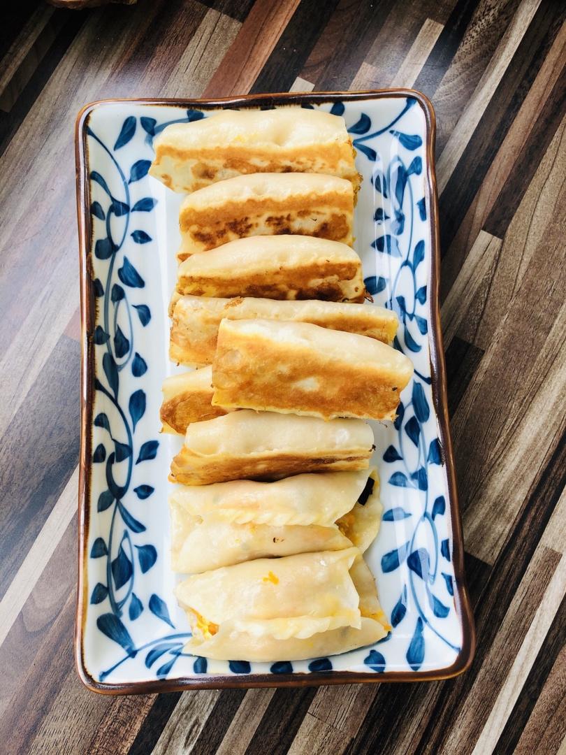 阿时做的三鲜锅贴