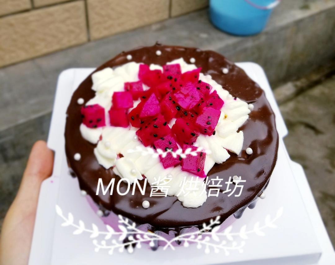 火龙果慕斯（小蛋糕）