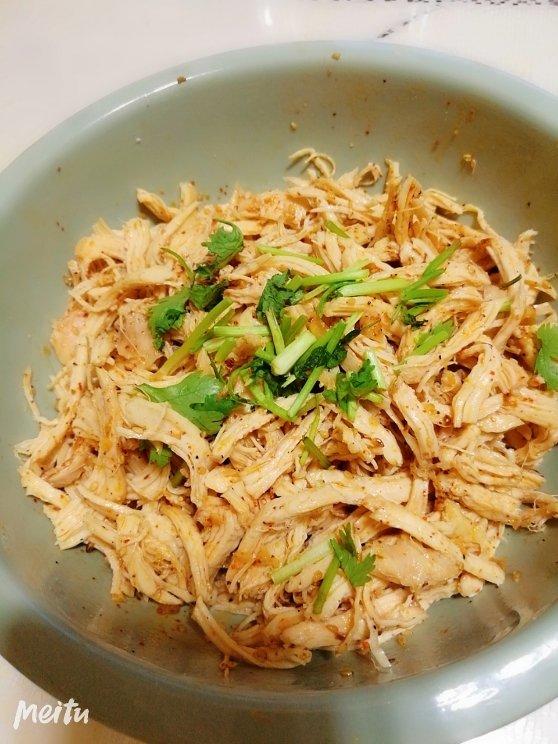 减脂凉拌麻辣鸡丝
