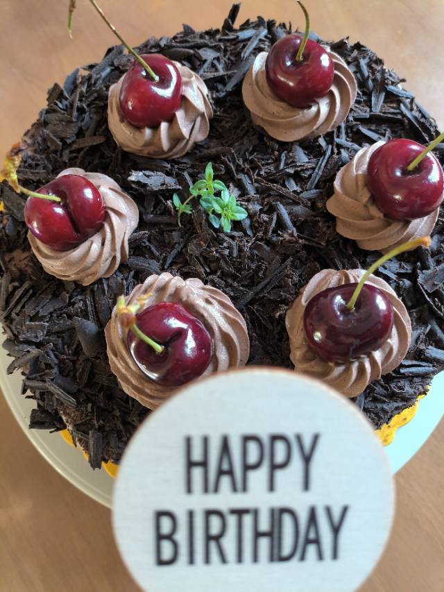 黑森林蛋糕(Schwarzwaelder Kirschtorte)