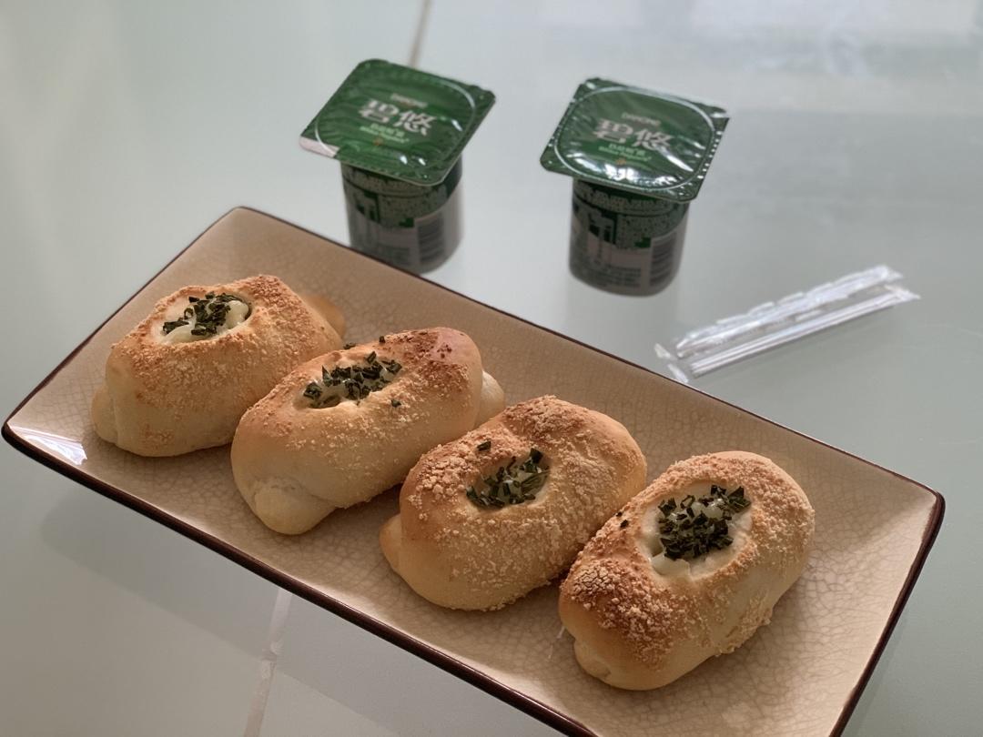 可爱哒小胖砸‼️葱香芝士火腿面包🥯