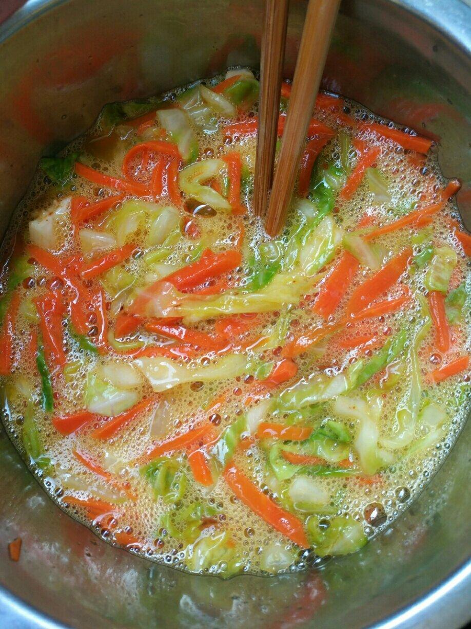 超简单胡萝卜包菜鸡蛋饼