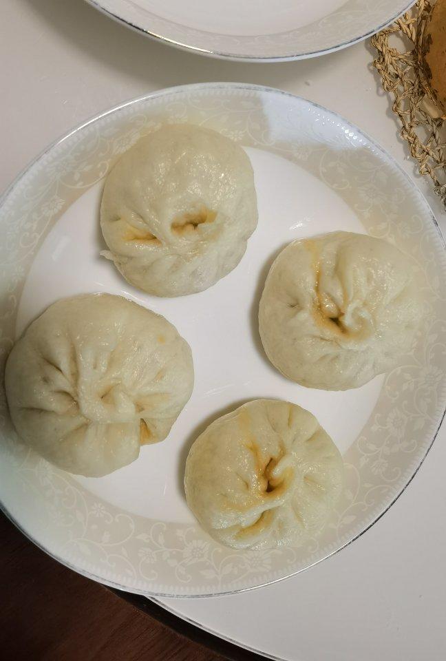 飙汁大肉包