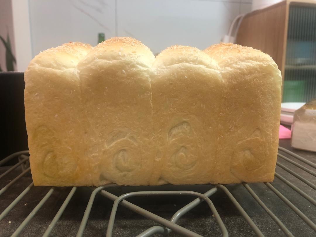 抹茶奶酥小金砖（70%中种吐司）