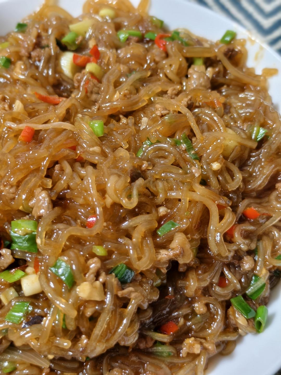 蚂蚁上树红薯粉