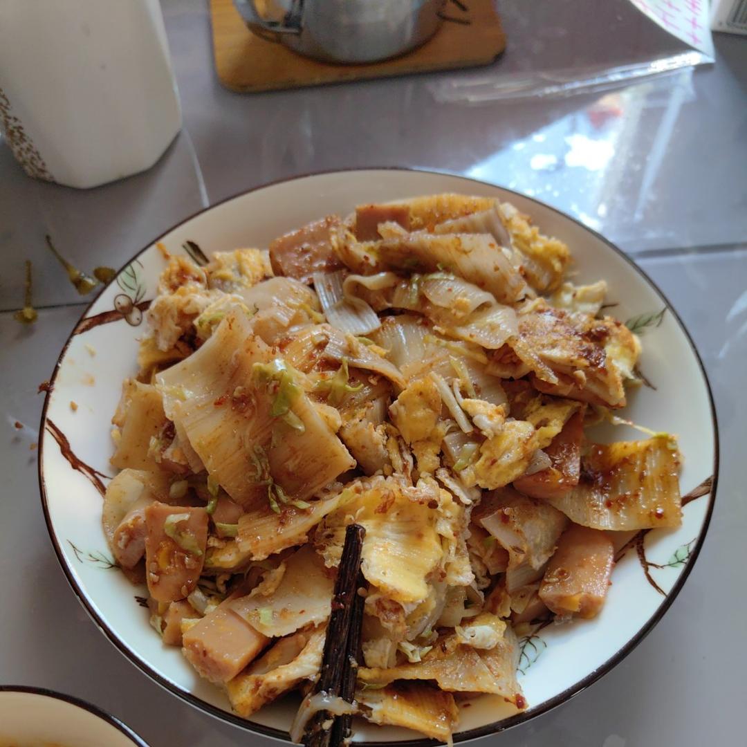 超级美味的东北烤冷面➕自制万能酱料【酱料是关键】