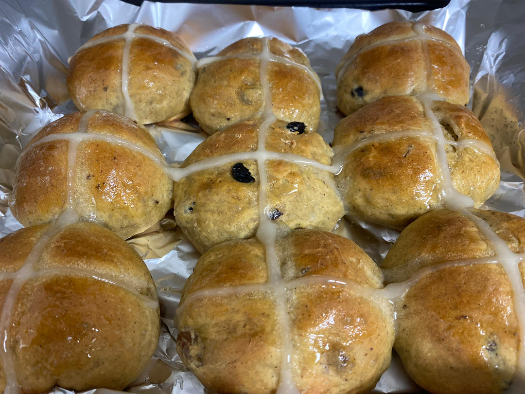 做100款面包の16【复活节十字面包 】Hot cross bun 香浓柔软超级好吃