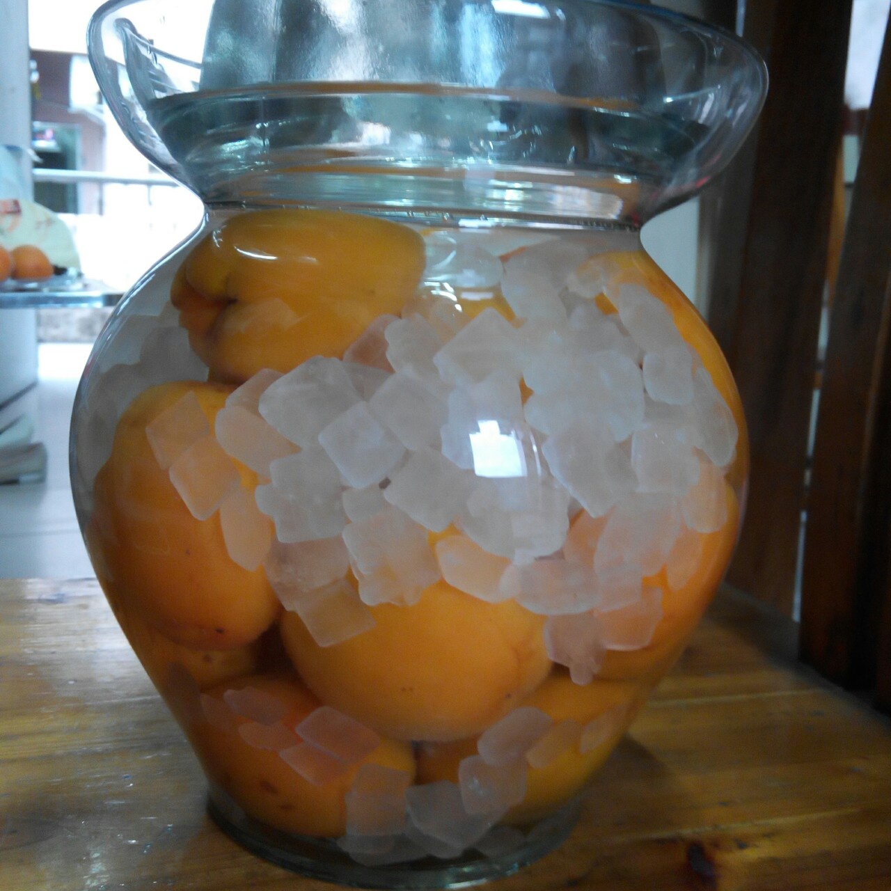 自制杏子酒