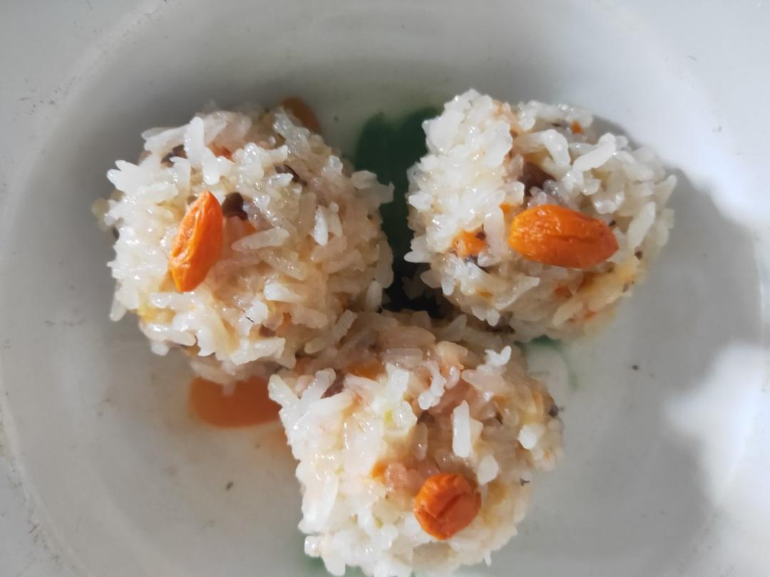 珍珠糯米鸡肉丸子