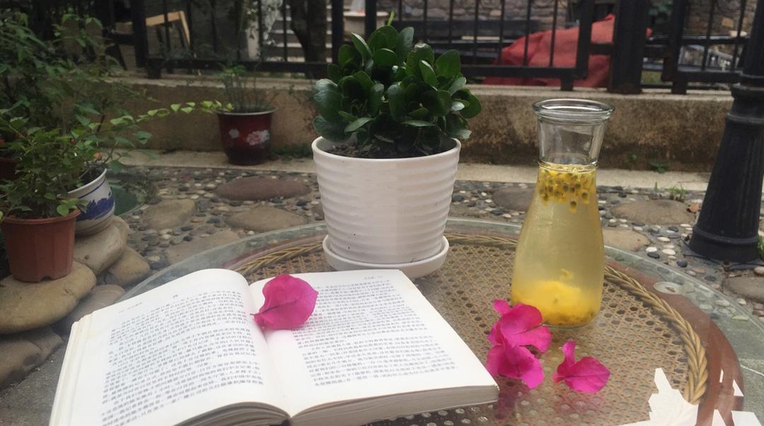 百香果的朴素吃法（百香果汁）