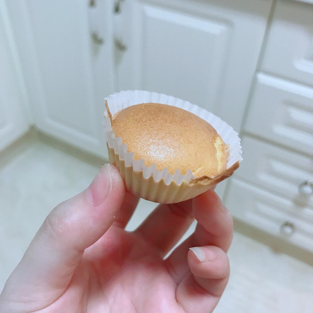 棉花纸杯蛋糕