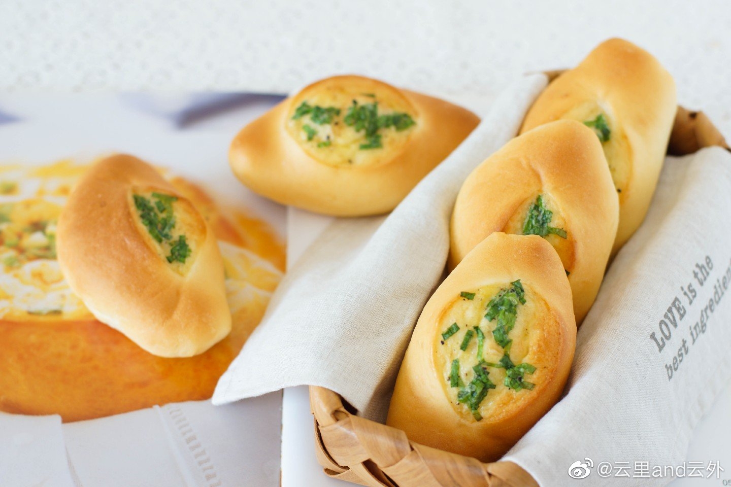 柔软的香葱小面包～汤种法的做法