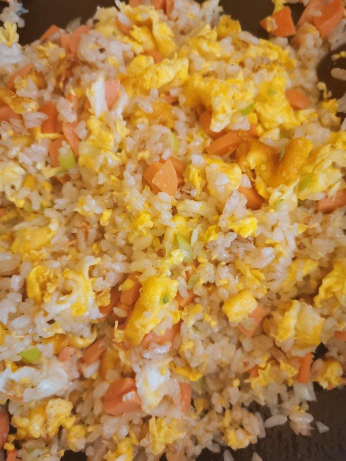 炒米饭