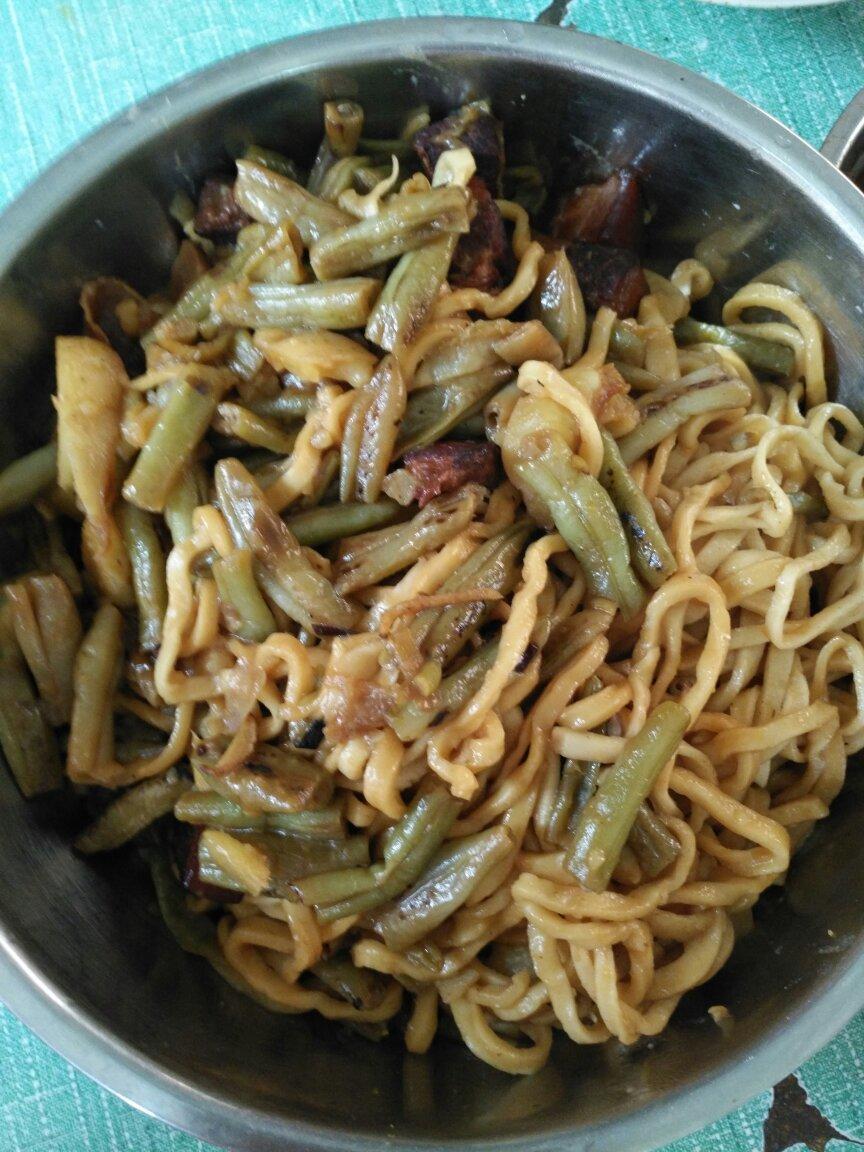 豆角焖面
