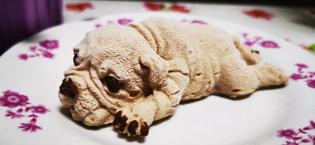 4寸黑巧克力沙皮狗慕斯