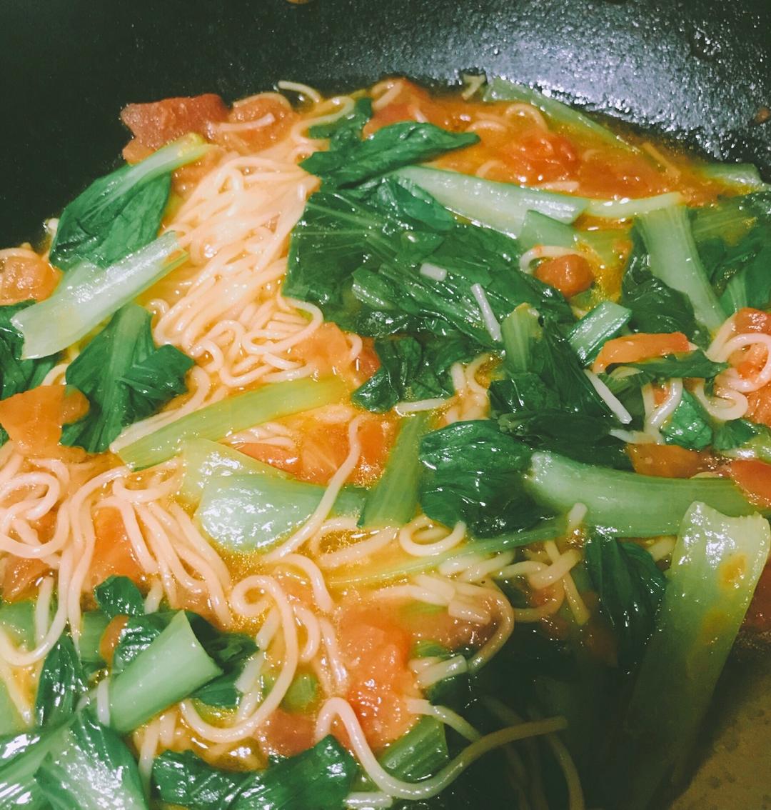 西红柿青菜面