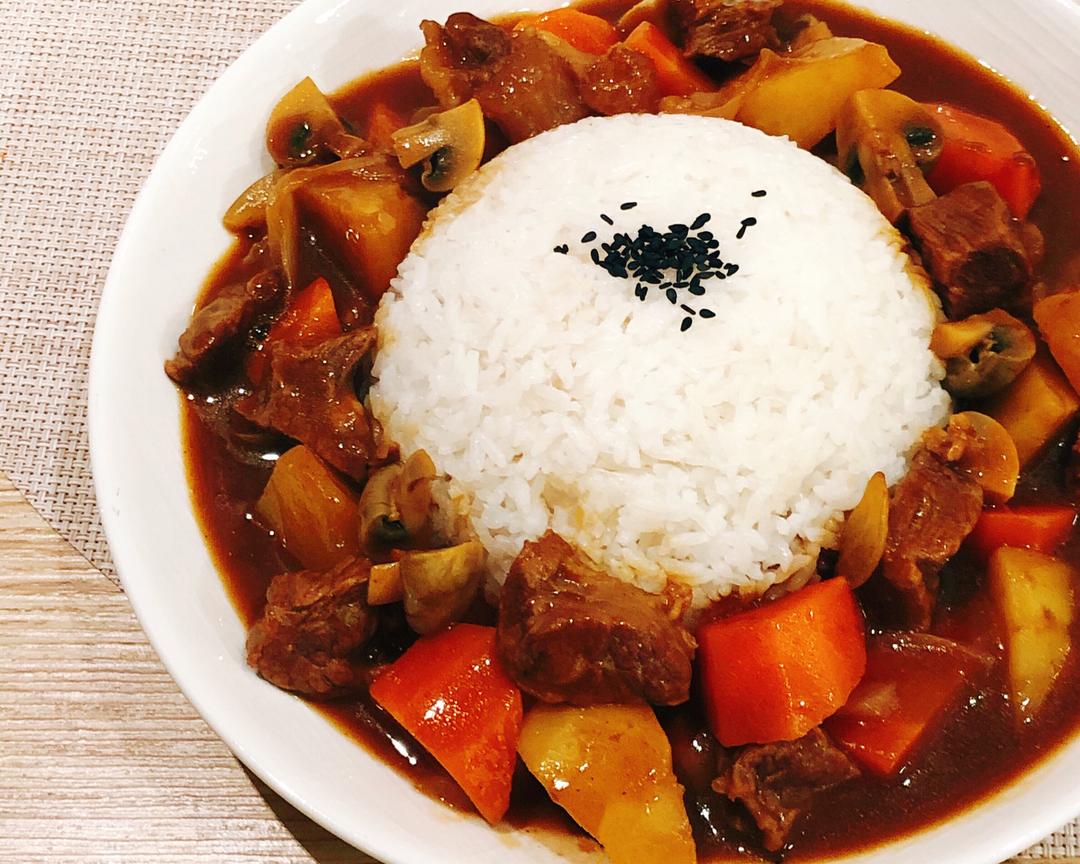 醇香浓郁，咖喱牛肉饭的做法