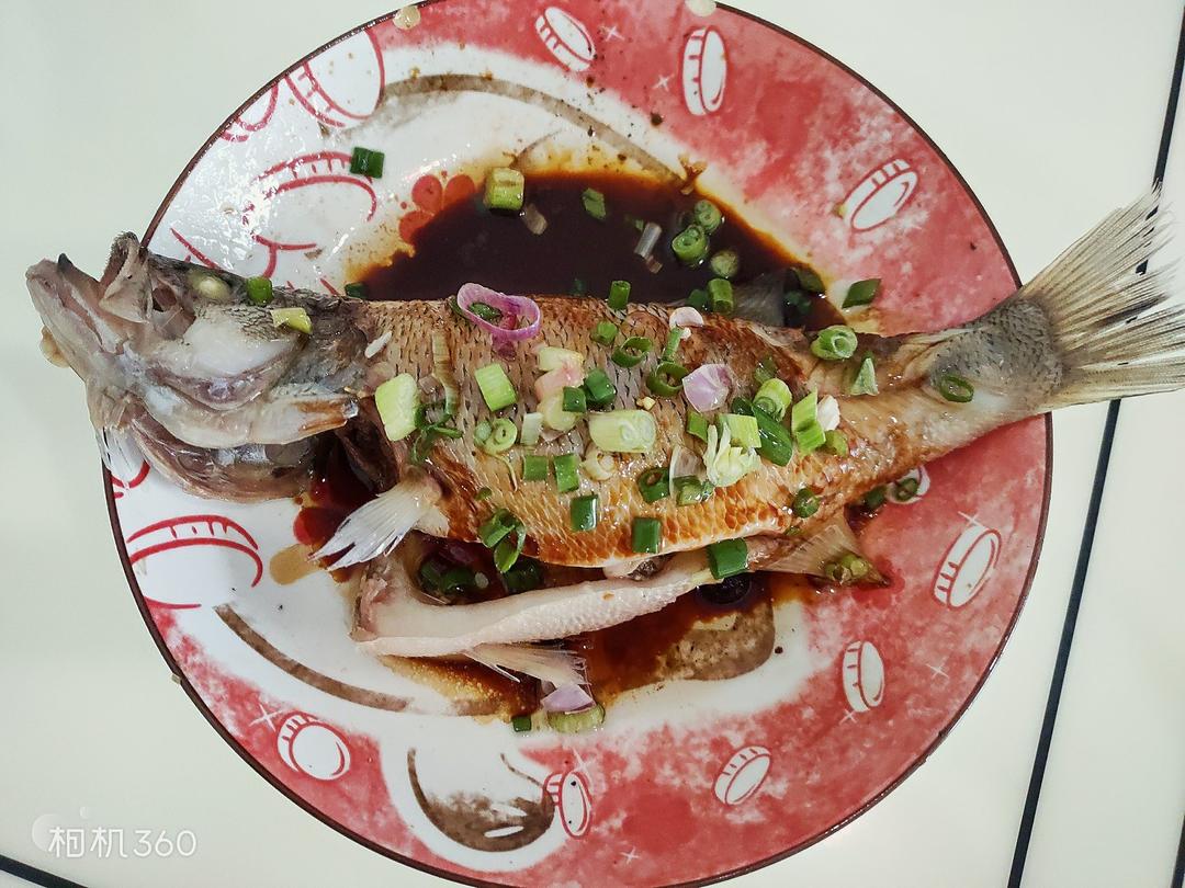 蒸鲈鱼