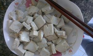 小白菜炖豆腐的做法 步骤3