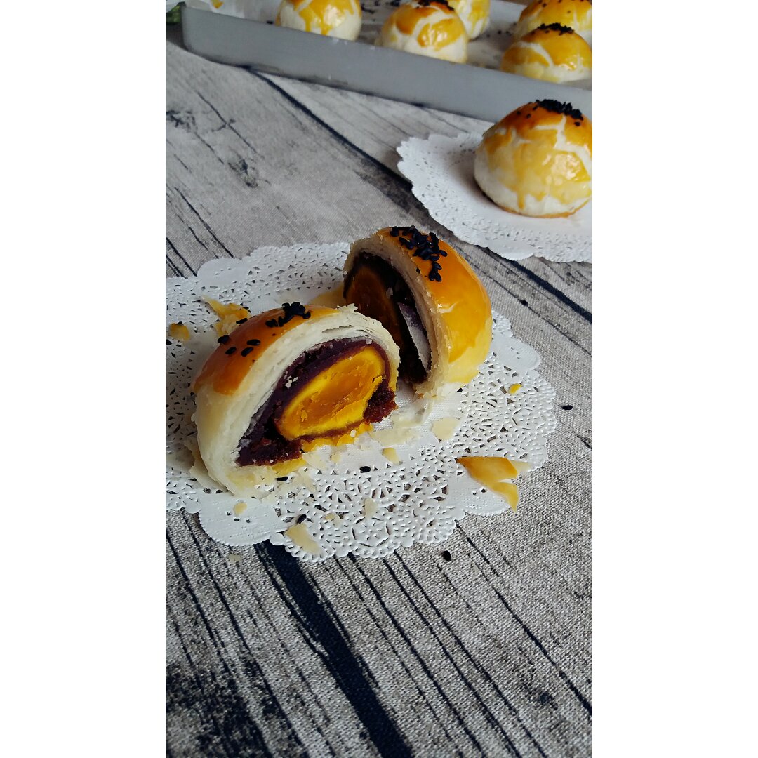 蛋黄酥：抹茶酥：（奶黄味）