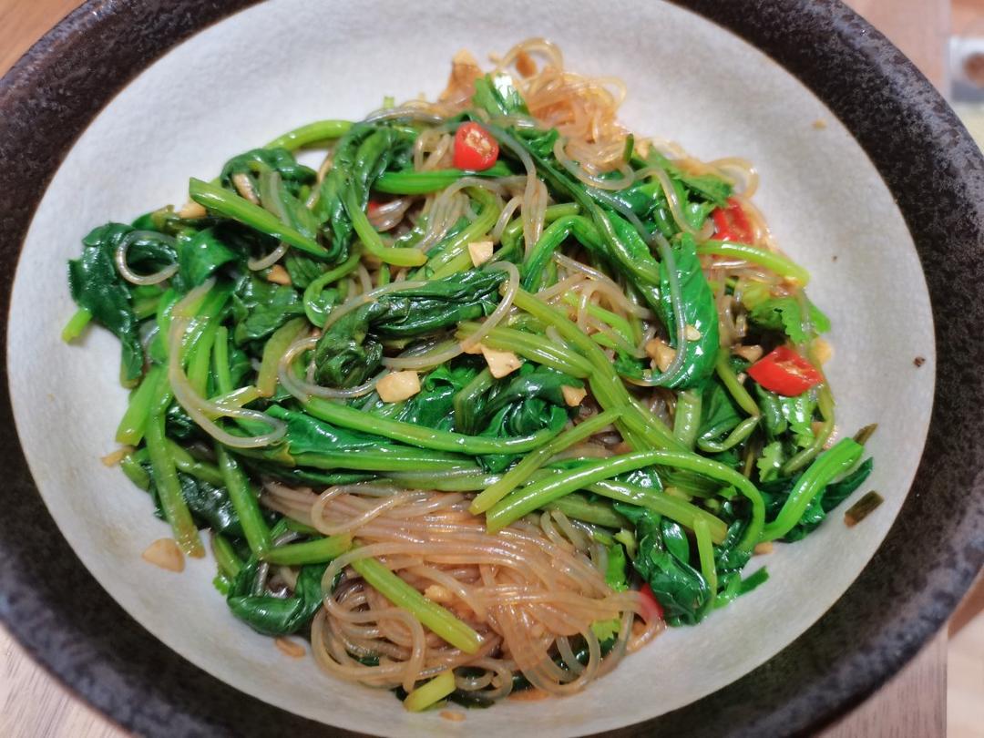 万能凉拌菜料汁（凉拌菠菜粉丝）