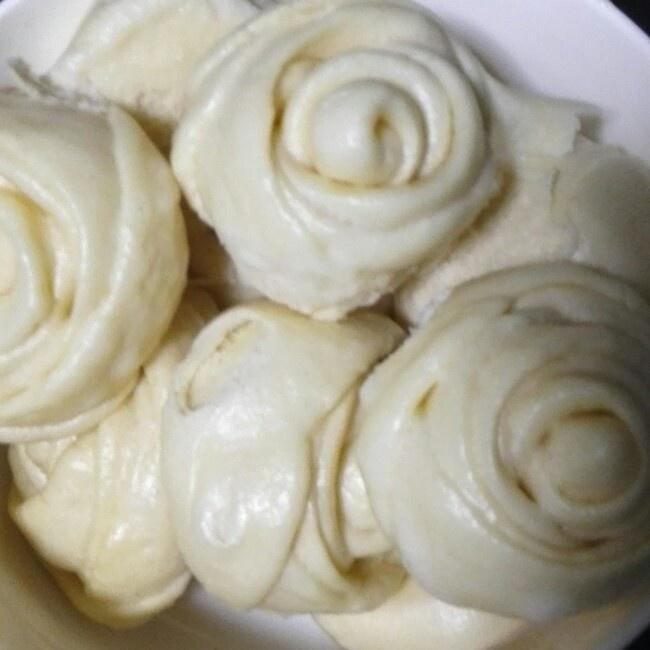 快手免发酵奶香玫瑰馒头的做法