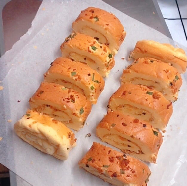 怎么卷都不裂的肉松蛋糕卷