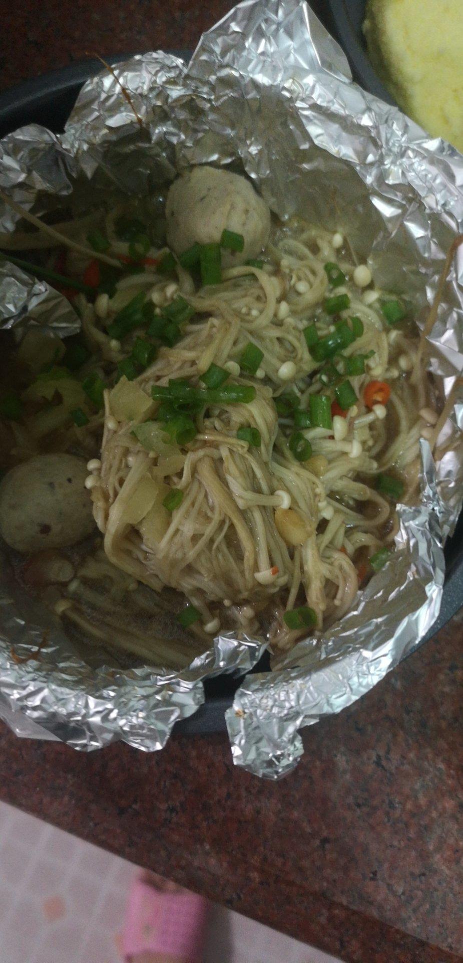 锡纸金针菇