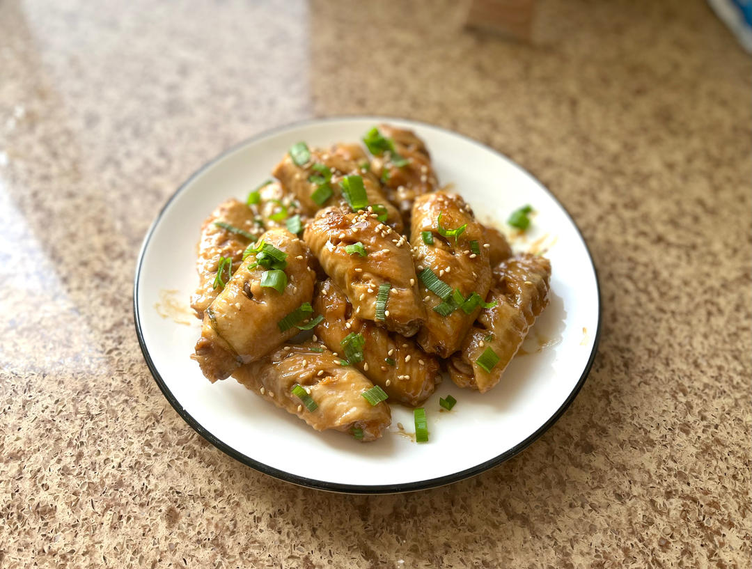 外婆教我的红烧鸡翅·连汤汁都狠好吃！！！