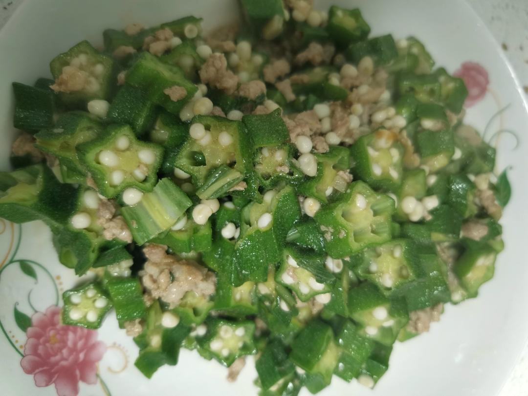 秋葵炒肉末