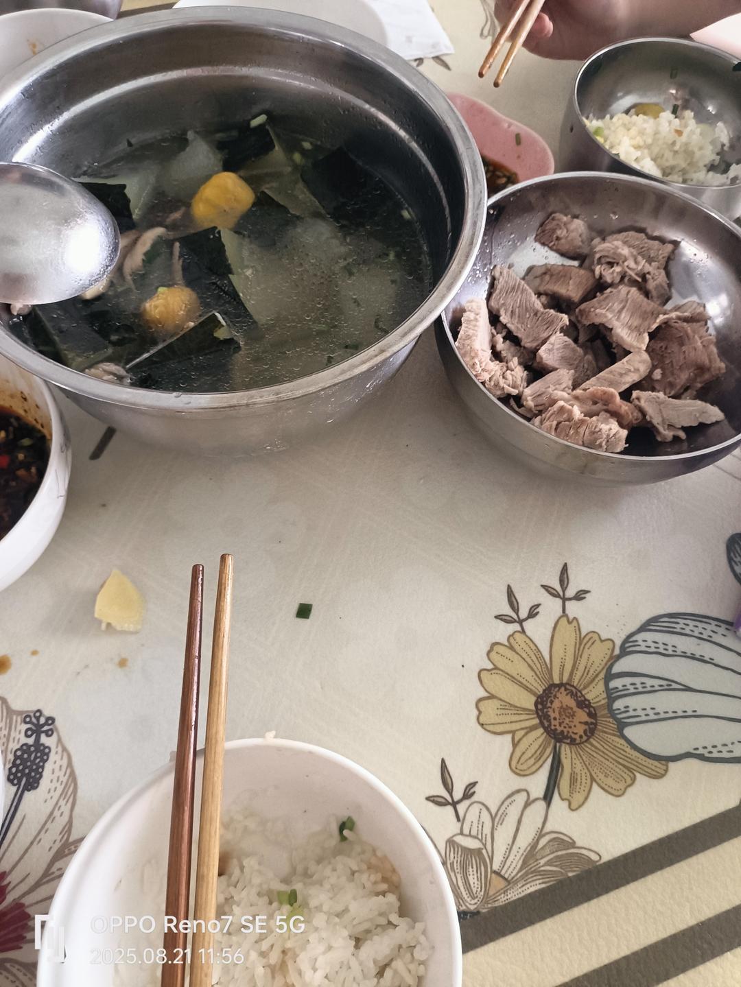 电饭锅懒人版 邪修做饭！冬瓜肉汤，鲜切梅花肉，白灼西兰花。