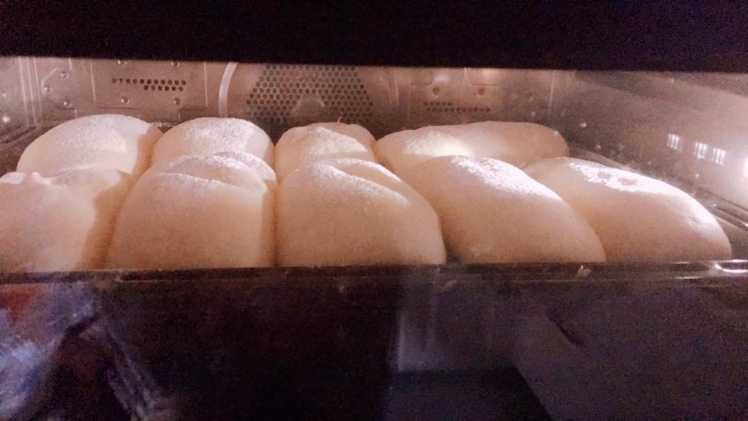 软到不知所措的牛奶卷
