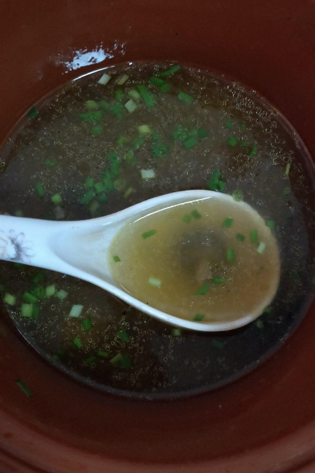 香菇炖鸡汤