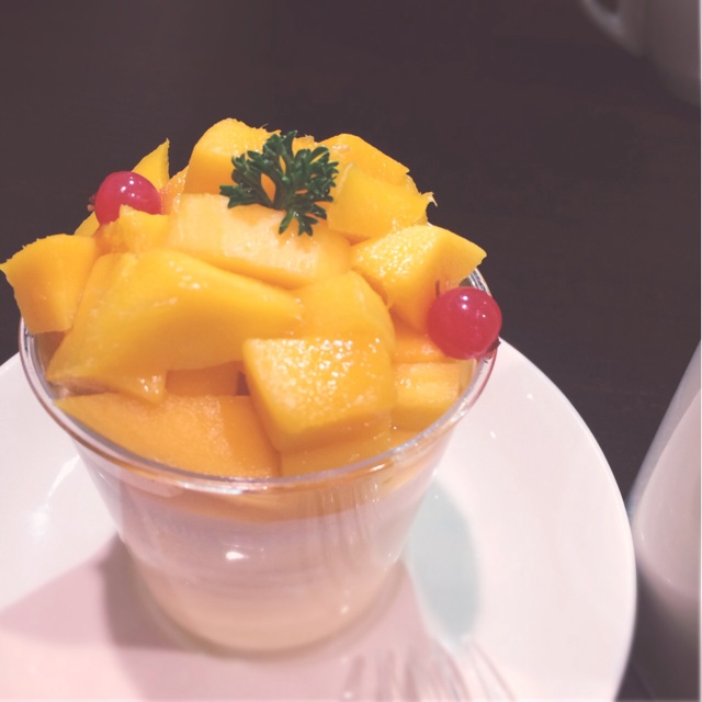 芒果慕斯杯