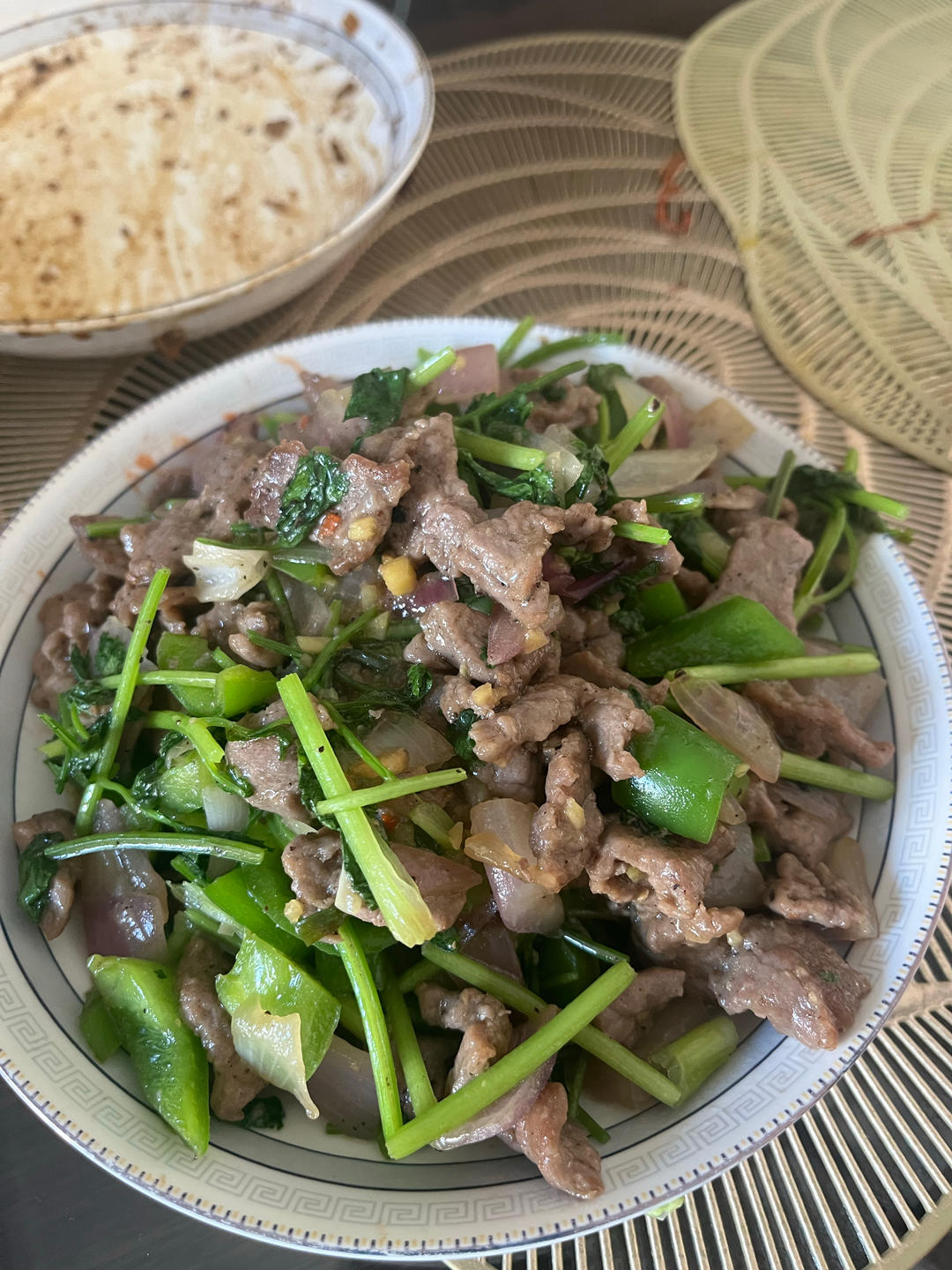 香菜炒牛肉