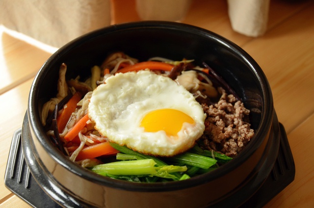 韩国石锅拌饭