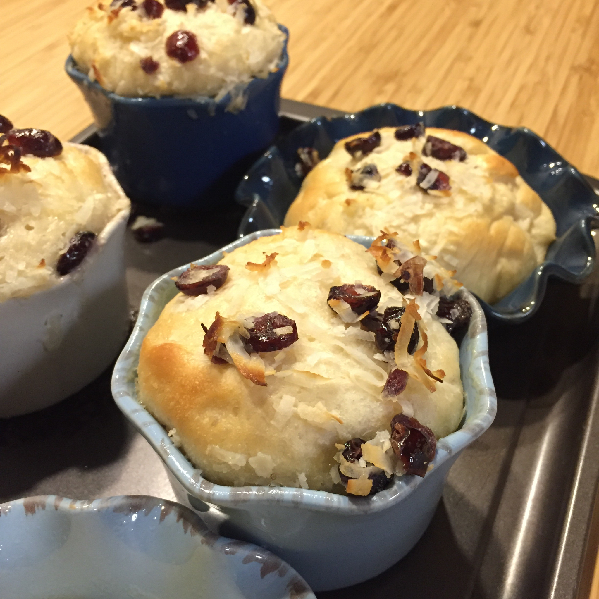 椰蓉蜜豆泡浆面包