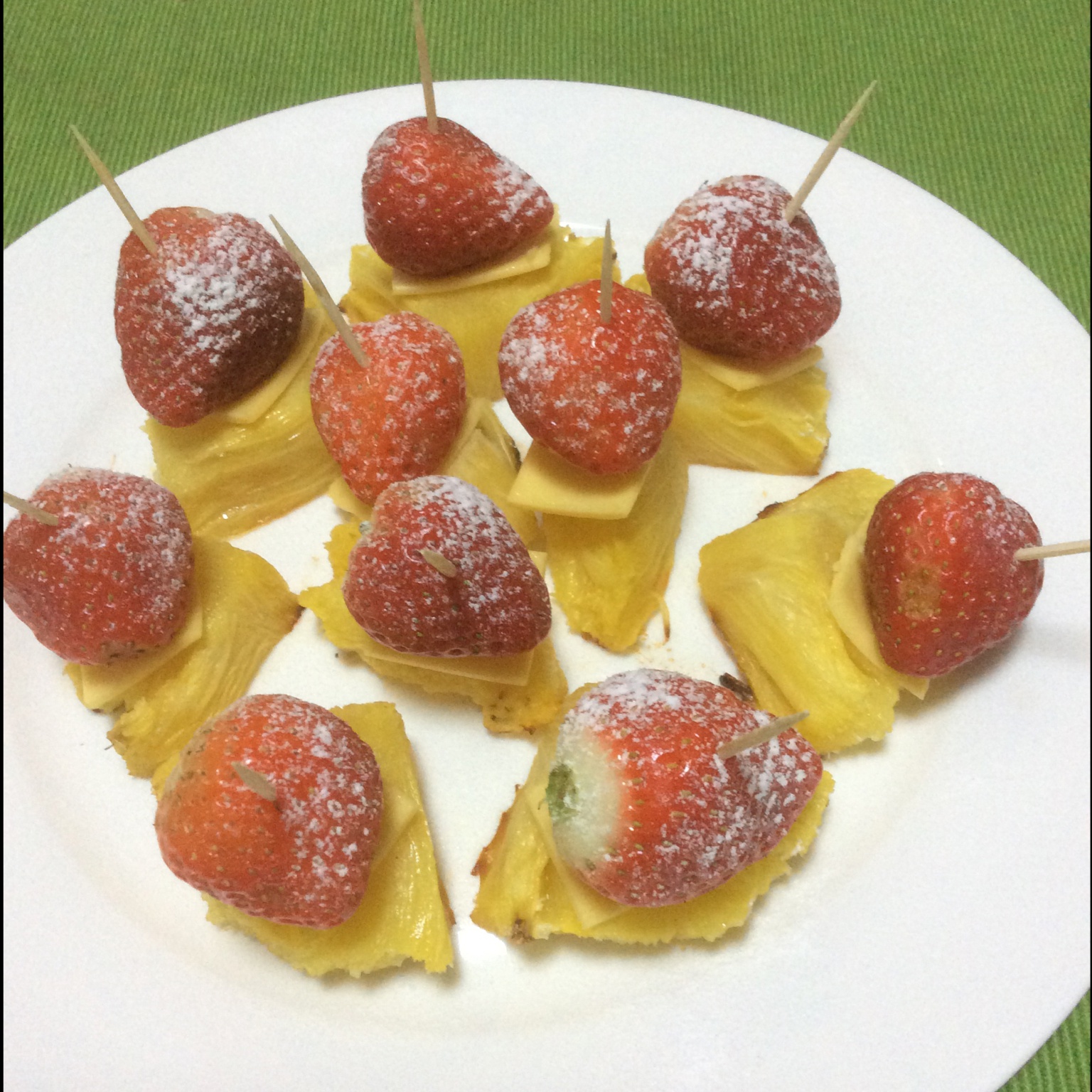 菠萝芝士小甜点