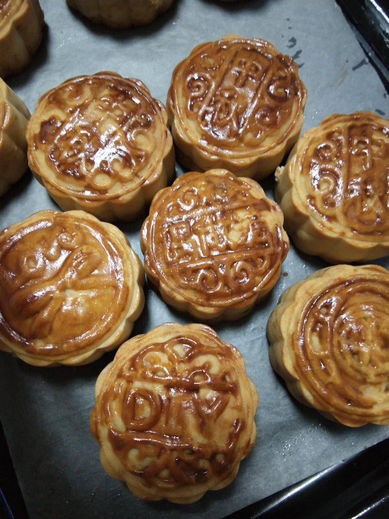 手机用户2915_u36i做的豆沙馅月饼