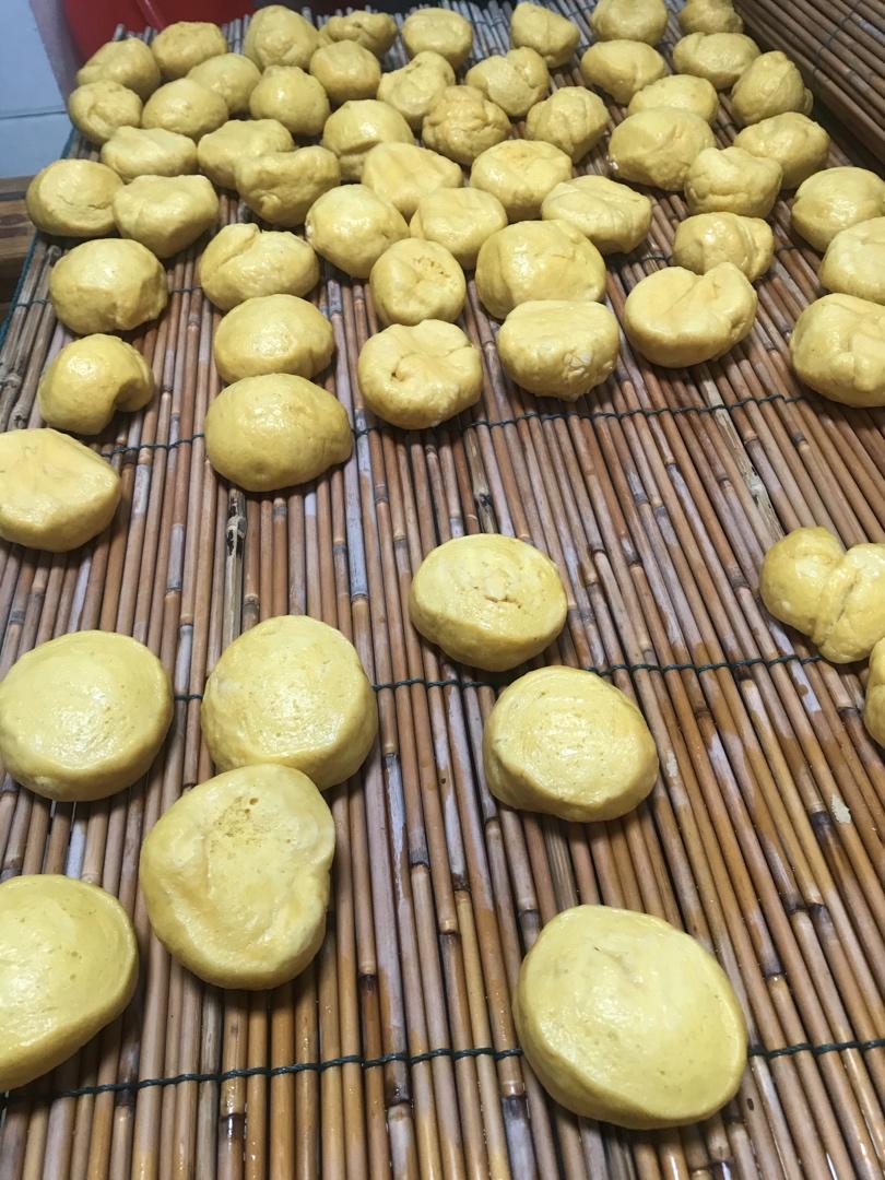 新手也可以--详解如何做出人见人爱、金黄的南瓜馒头