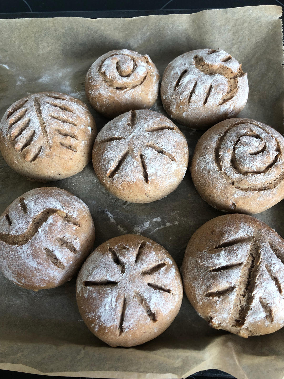 全麦坚果包软欧包