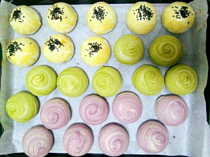 蛋黄酥~紫薯、抹茶、原味~花好月圆，中秋快乐~内附一次做六色蛋黄酥方法~